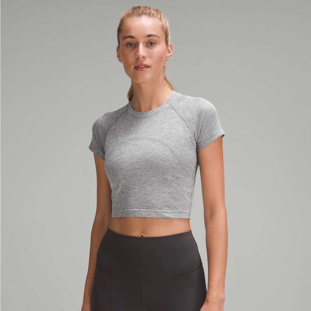 lululemon Gray Women's swiftly Cropped Top size 6